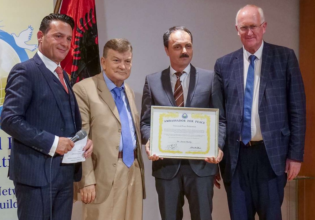 3.-Foto-nga-shpallja-Ambasador-i-PAqes-nga-FUP-Vjene-d